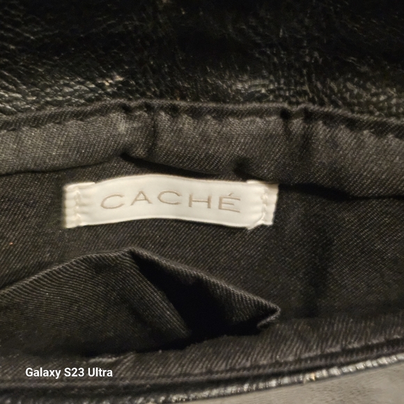 Cache Clutch - Picture 7 of 12
